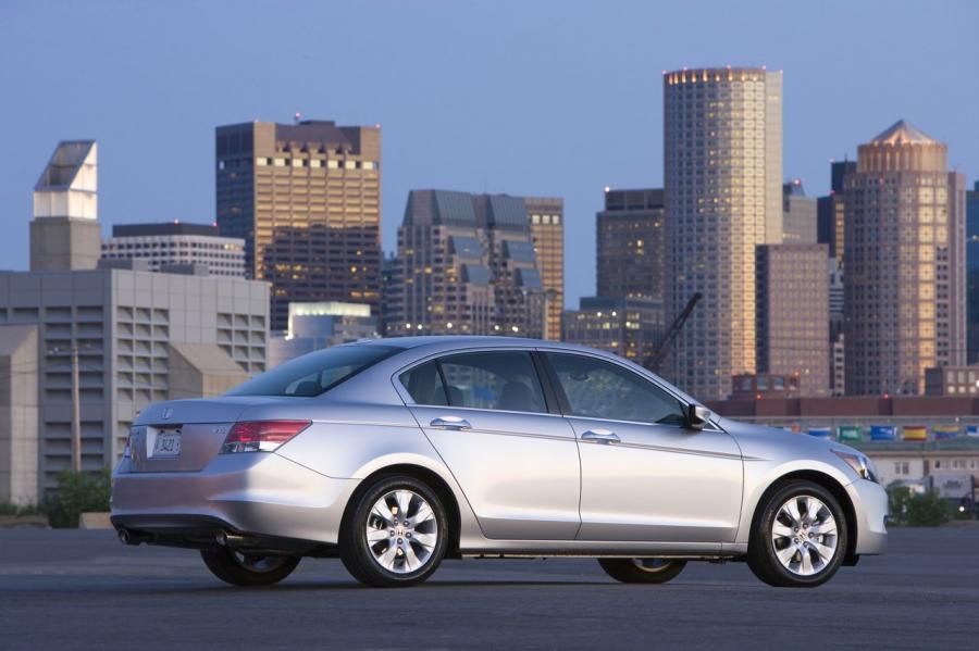  Honda Accord 2008 года  (фото 44 из 86)